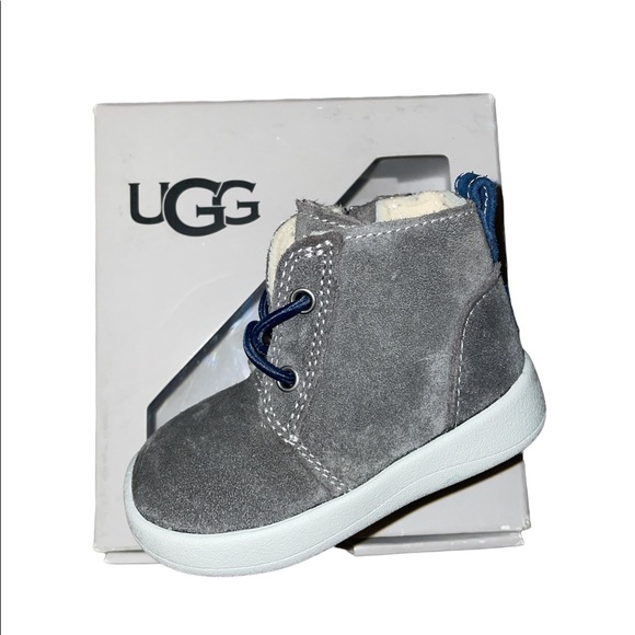 Baby toddlers UGG boots - Picture 1 of 4